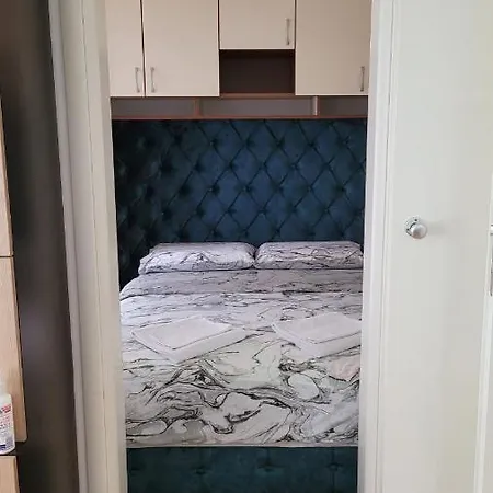 Διαμέρισμα Ema *