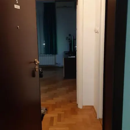 Ema Διαμέρισμα