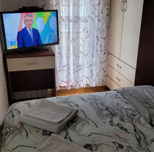 Ema Апартаменты *