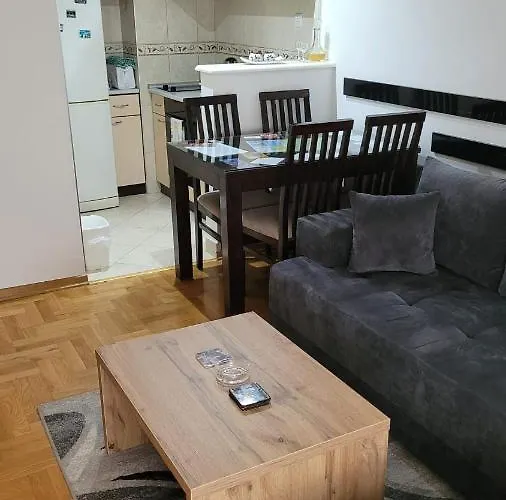 Апартаменты Ema Валево